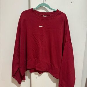 Nike Sportswear Essentials Women’s Oversized Fleece Crew